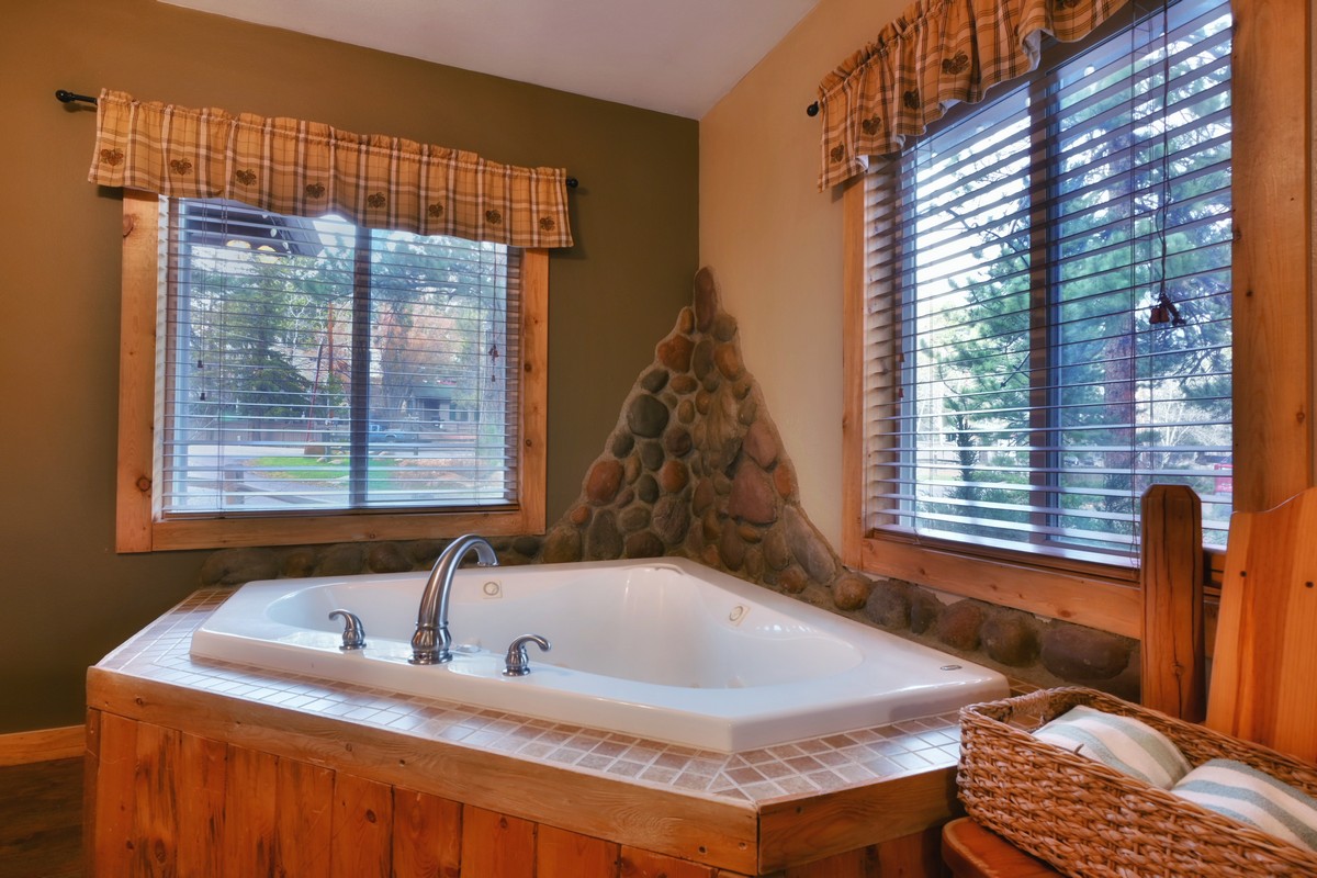 Romantic jetted tub in an Estes Park condo.